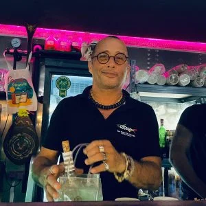 Gérard, notre talentueux barman