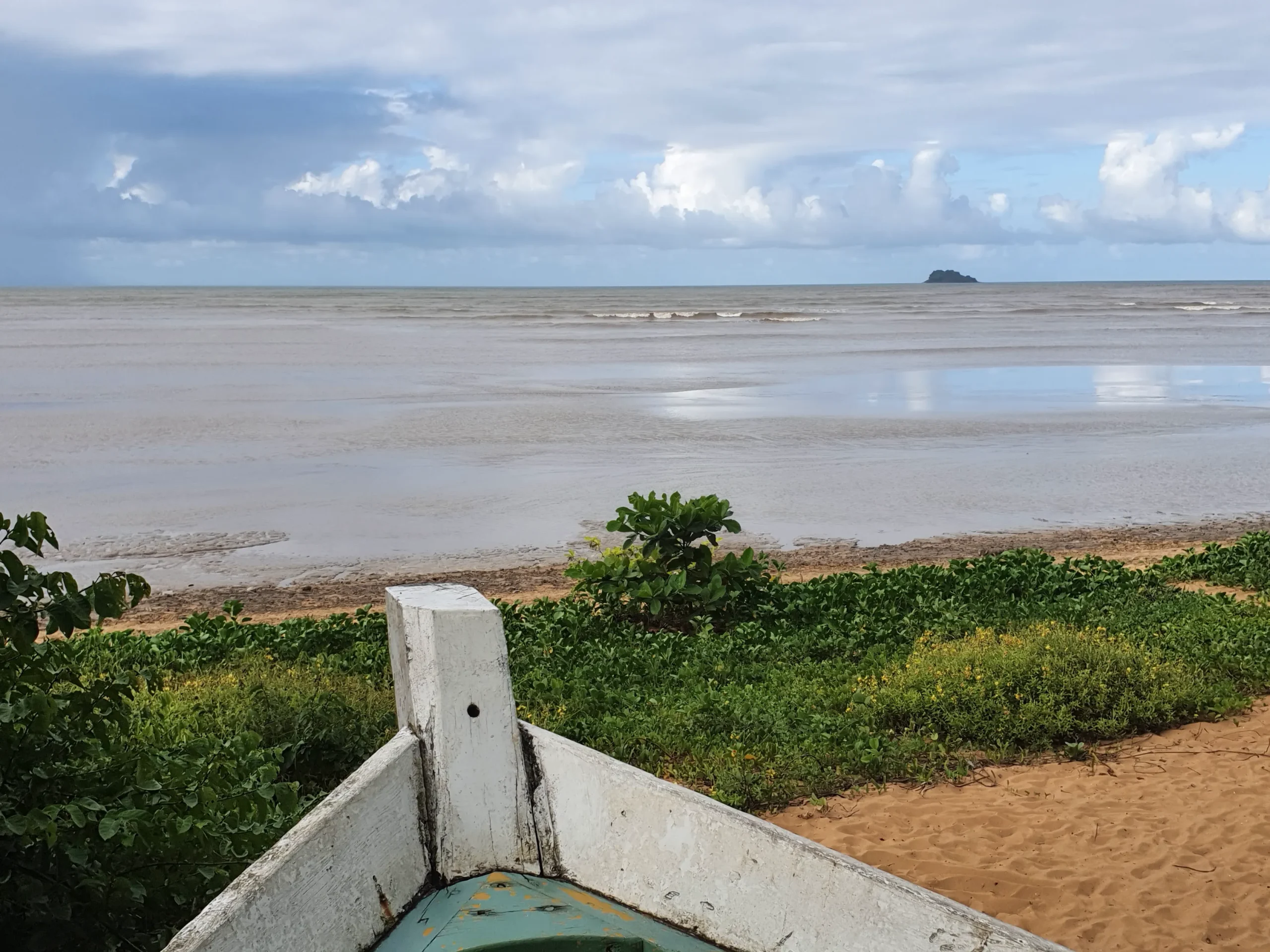 Vue apaisante sur l'océan depuis notre terrasse